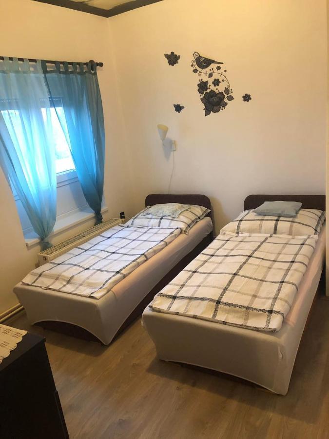 Edit Vendégház Balatonszentgyörgy Balatonszentgyorgy Esterno foto